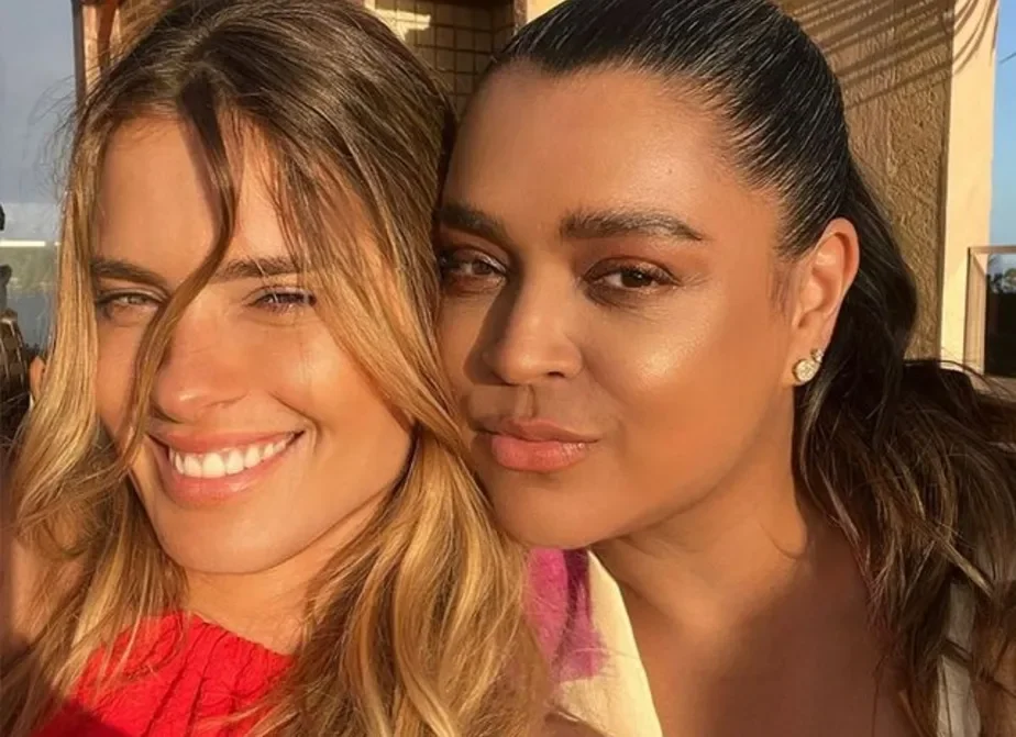Imagem de Carolina Dieckmann e Preta Gil