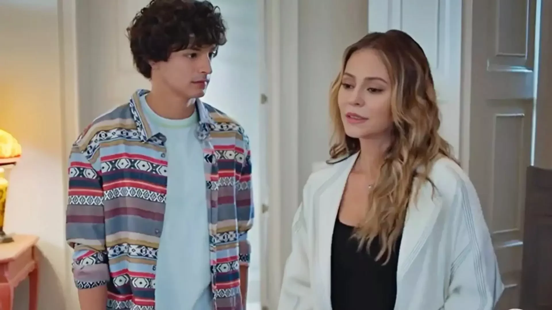 Próximo capítulo de Vale Tudo (14/08): Tiago fica em perigo por conta de Heleninha; veja horário e resumo