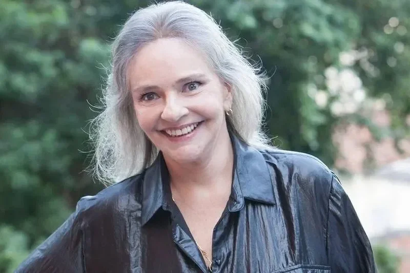 Angela Ro Ro morreu nesta segunda-feira (8), aos 75 anos