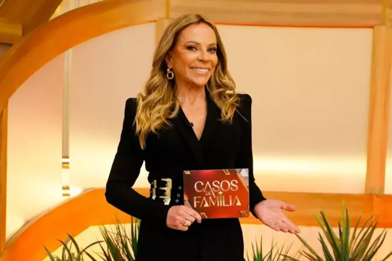Em novo horário, Casos de Família cresce na audiência e surpreende o SBT