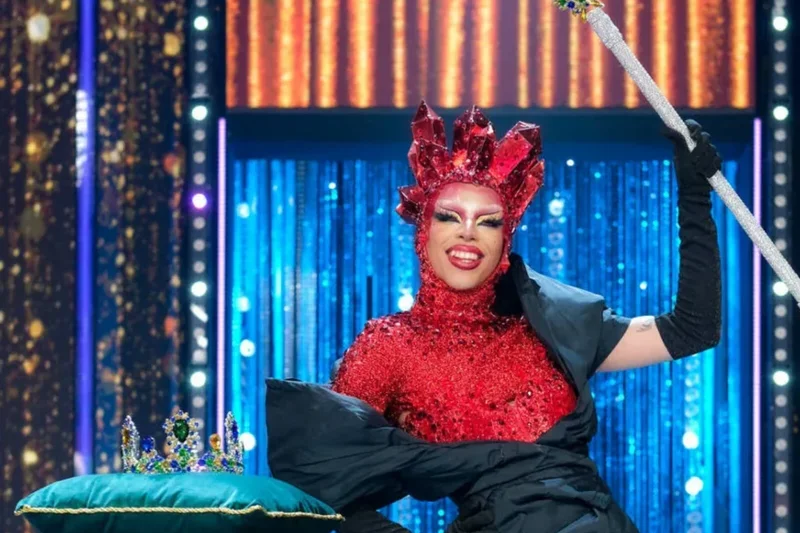Em final eletrizante, Ruby Nox vence Drag Race Brasil