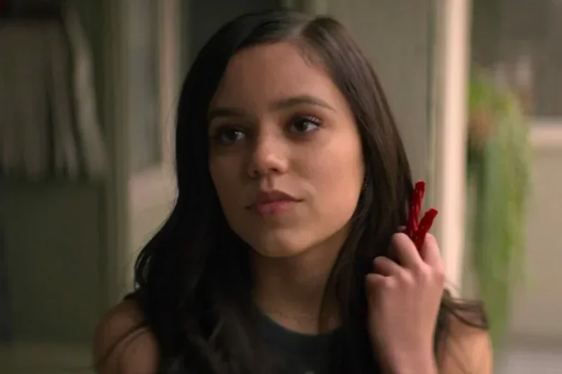 Além de Wandinha, confira outras séries e filmes com Jenna Ortega para maratonar no streaming