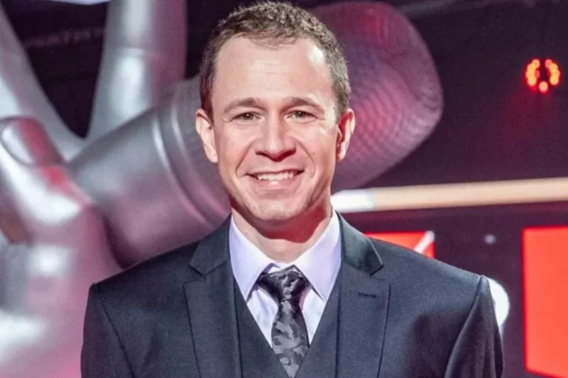 Tiago Leifert abre o jogo e celebra estreia do The Voice no SBT: “Incrível”