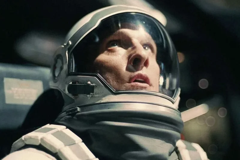 De Interestelar à Oppenheimer: 5 filmes imperdíveis de Christopher Nolan para maratonar no streaming