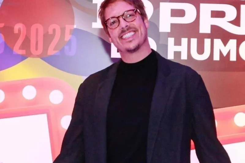 Globo se empolga com Que História é Essa, Porchat? e promete nova temporada