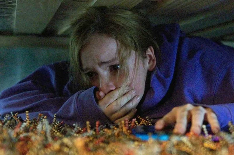 Enfermeira enfrenta app mortal em corrida contra o tempo