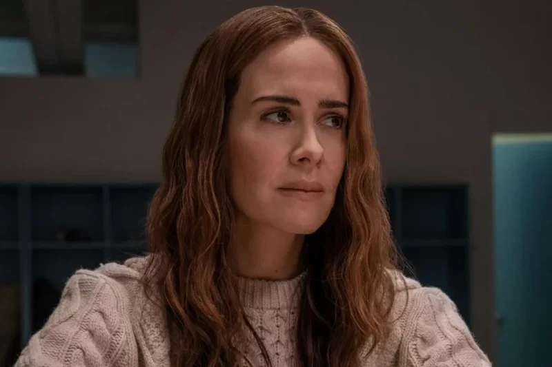 Sarah Paulson deve assumir papel de serial killer em nova temporada de Monstro, da Netflix