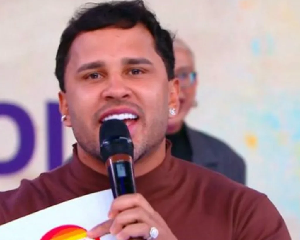 Após começo tenebroso, Lucas Guimarães renova contrato com SBT