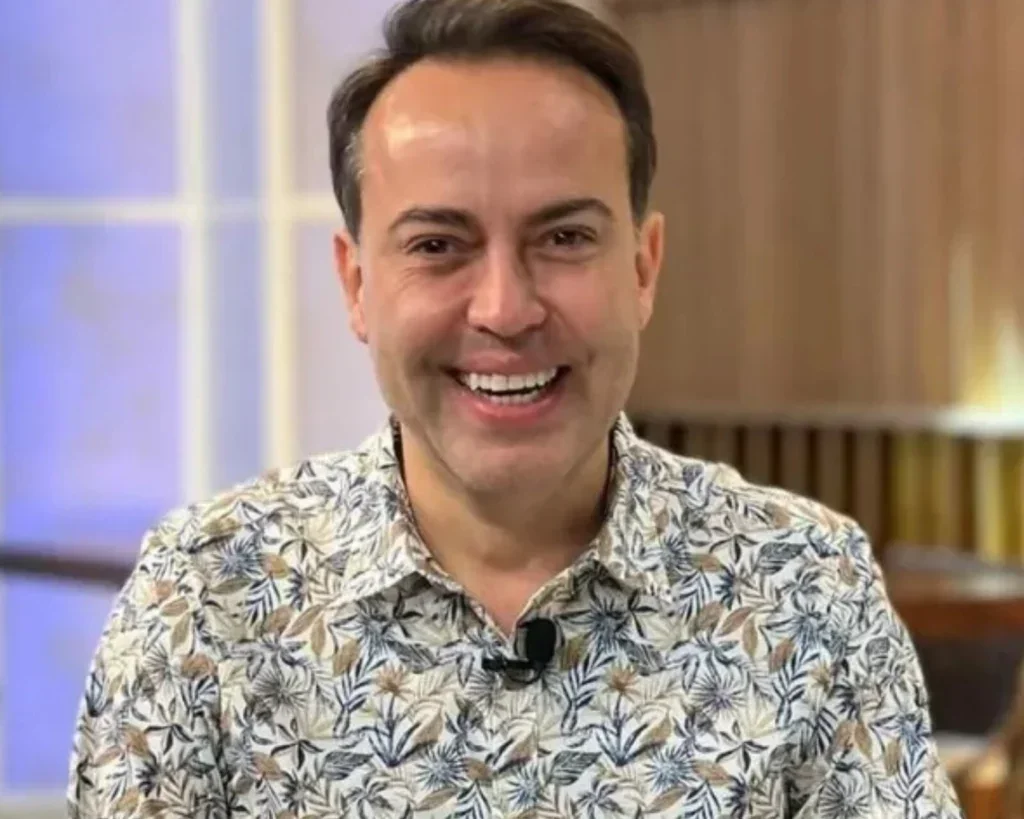 Rinaldi Faria desabafa sobre saída polêmica no SBT e nega ‘climão’ com Silvio Santos