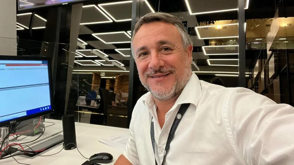 Ex-Globo e ex-Record, Lucio Sturm assina com o SBT News