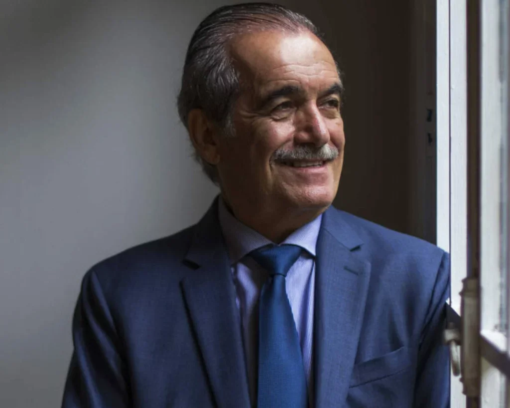 Saiba quem é o poderoso empresário que vai controlar quatro emissoras do SBT