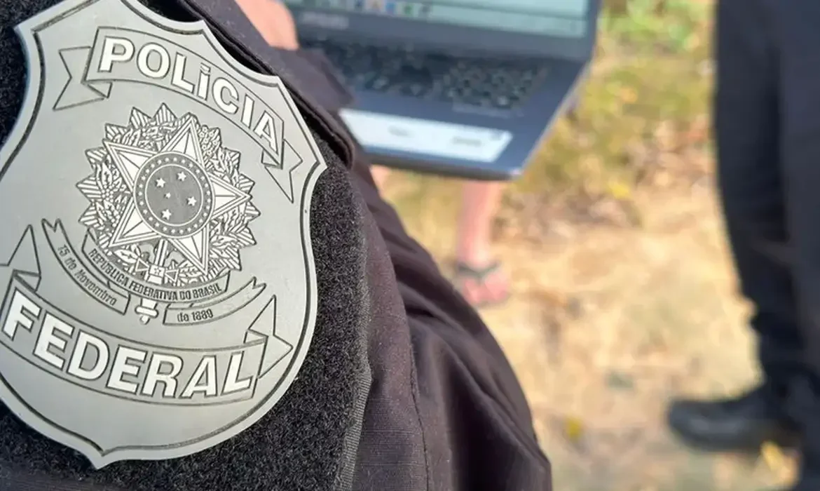 PF cumpre mandados na Câmara em operação sobre emendas parlamentares nesta sexta feira (12)