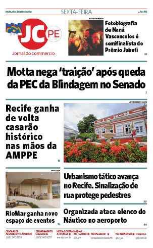 Foto da capa: Náutico define como "ato criminoso" atitude de torcida organizada em protesto no Aeroporto do Recife